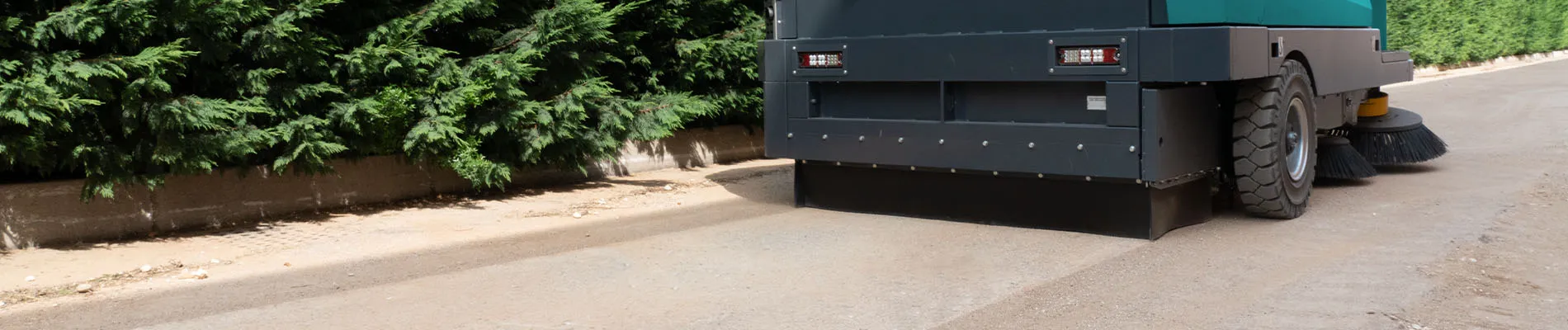 Spazzatrici uomo a bordo