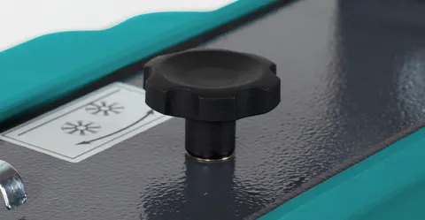 Spazzatrice manuale con spazzola regolabile