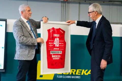 Scremin e Lago - maglia commemorativa Imoco Volley, per i 40 anni di Eureka