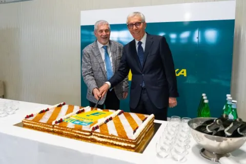 Scremin e Lago - taglio della torta per i 40 anni di Eureka