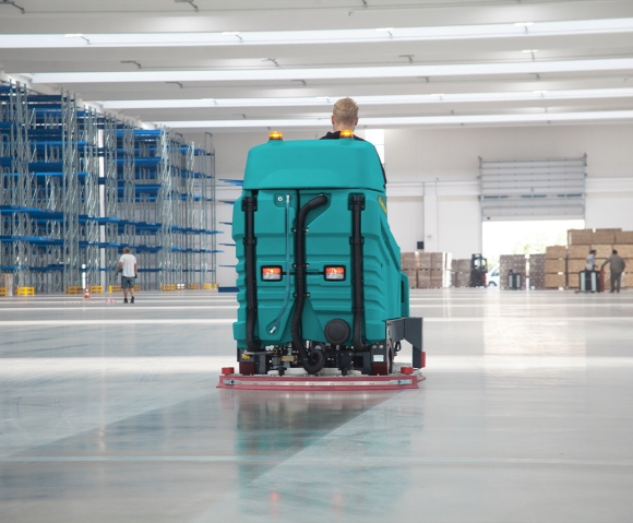 Lavasciuga industriale E110D con sistema riciclo detergente