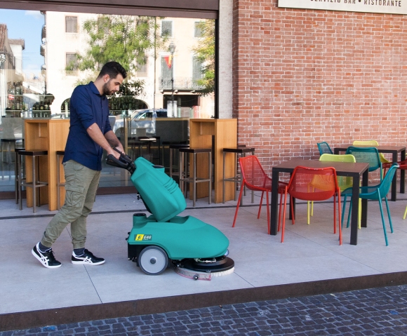 Lavasciuga industriale E46 pulizia bar