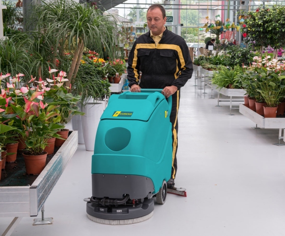 Lavasciuga industriale E55 pulizia pavimento negozio