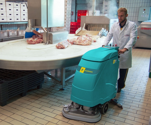 Lavasciuga industriale E61 pulizia laboratorio alimentare